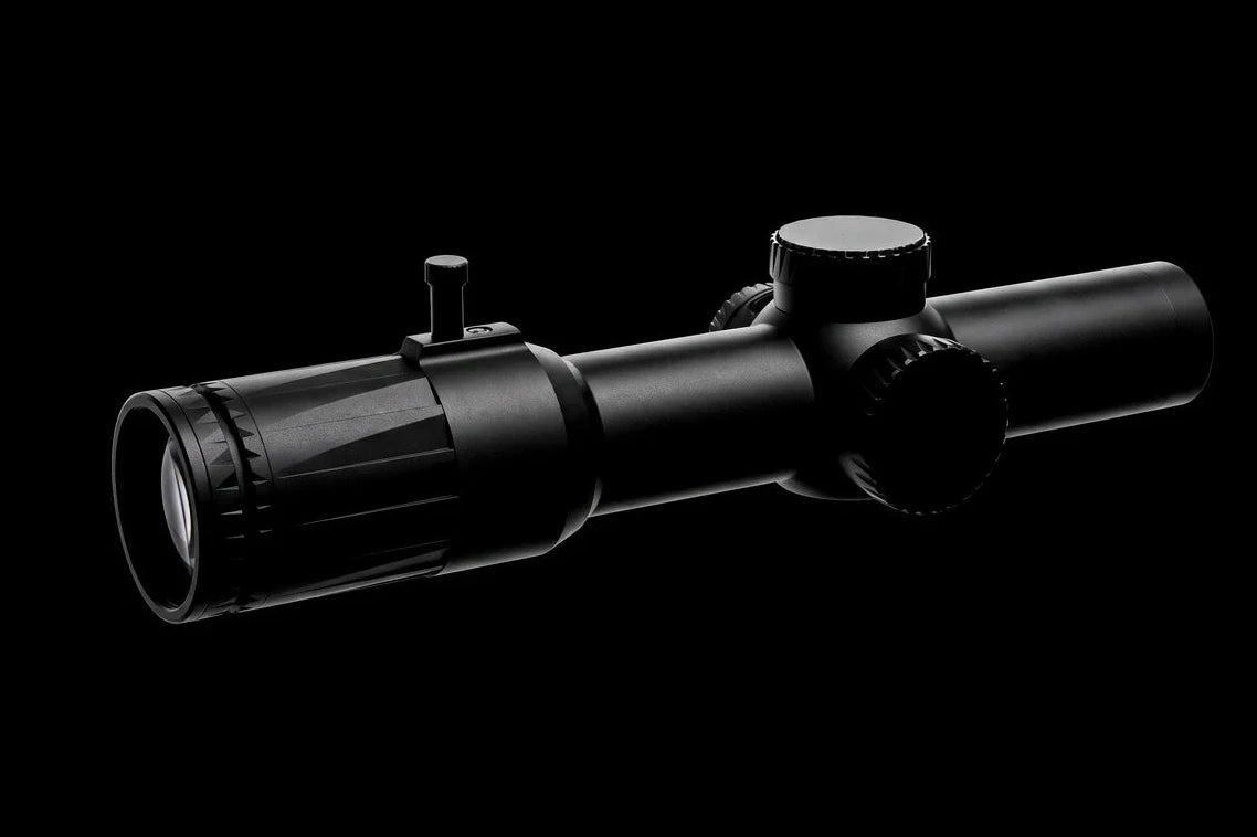 Night Operators VD 1-10 LPVO, low key light on black