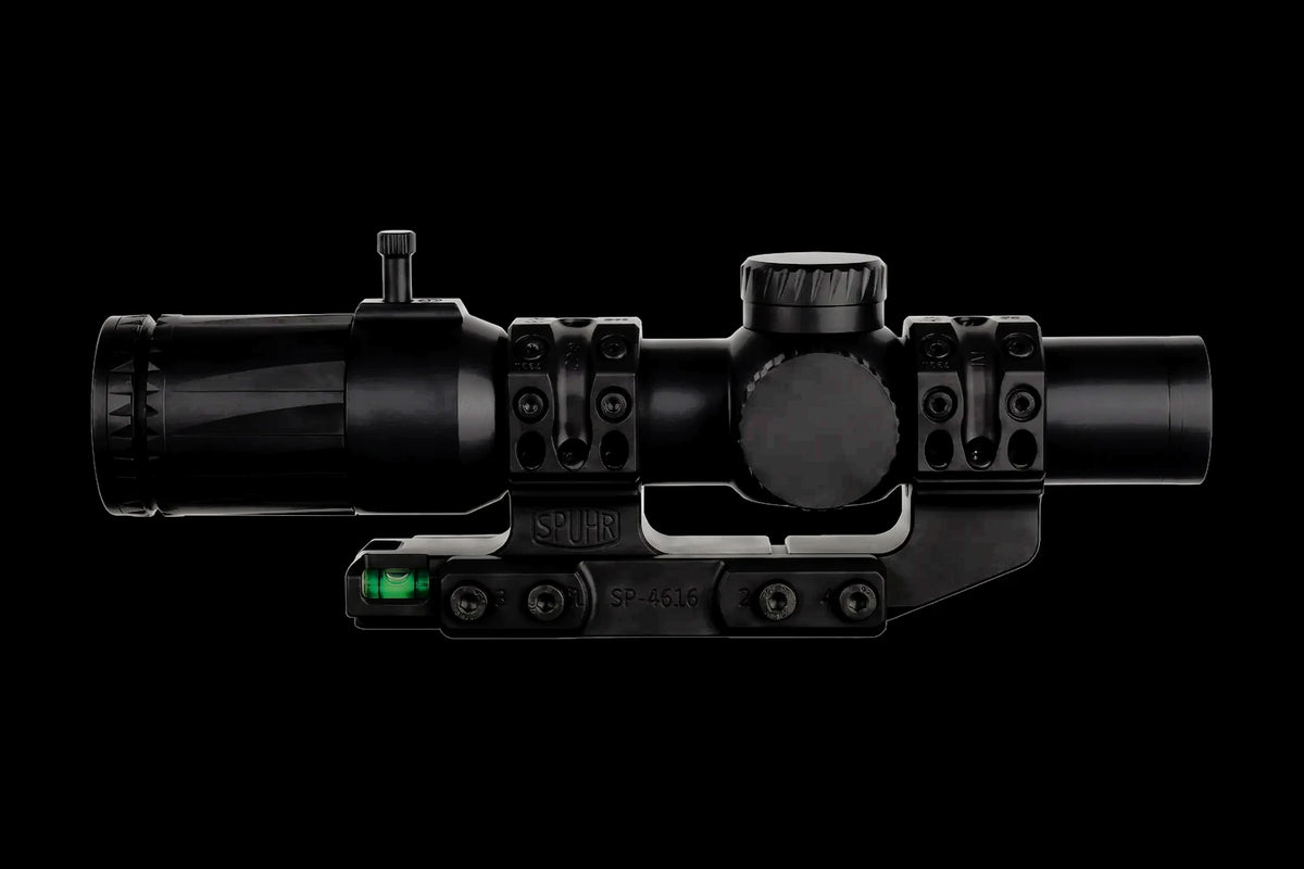Illustration: Night Operators VD 1-10 in our black SPUR 34 mm cantilever mount, on black